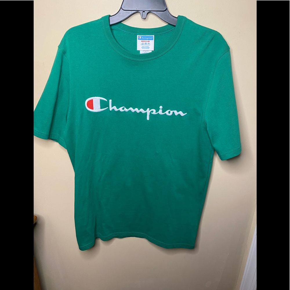 Champion tee